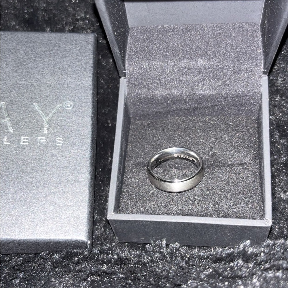 Kay Jewelers Classic Silver Ring